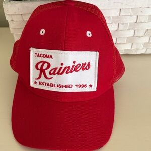 Tacoma rainiers cap